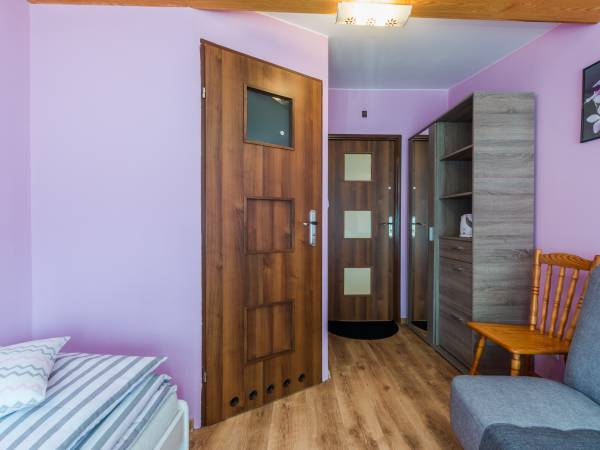 Pokój 3 osobowy. (mała trójka).