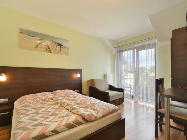 Pokój nr 3 z łazienką i balkonem