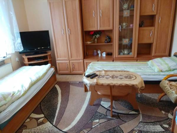 Pokoje gościnne Zdzisław Noclegi Pracownicze