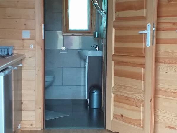 Domek nr.6 Kolor siwy 4 osobowy