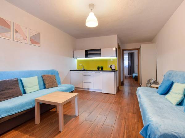 Domek nr 24( 8 osobowy) - salon