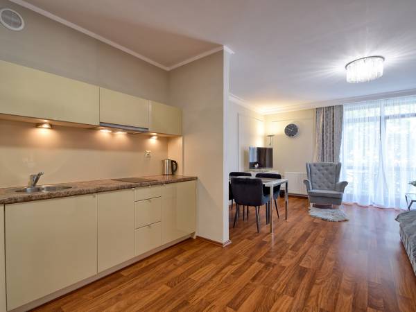 Platynowa Róża dla 4 osób