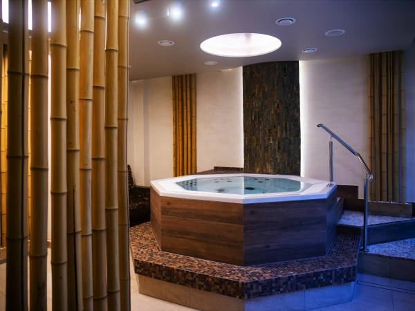 Jacuzzi wewnętrzne