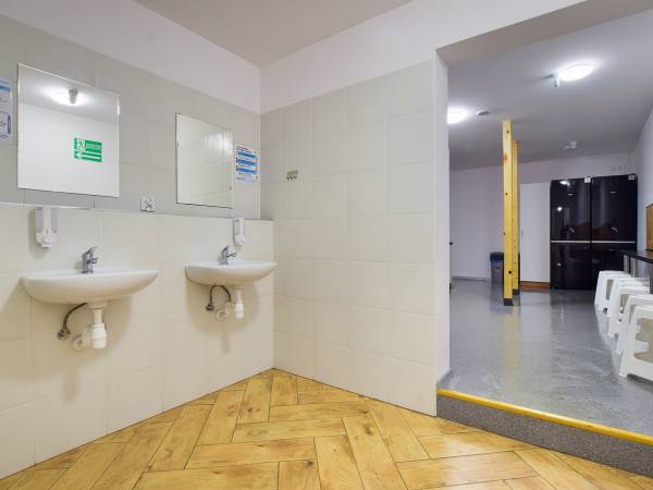 Najtańsze Noclegi Rybna 9