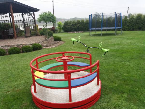 atrakcje w ogrodzie dla dzieci