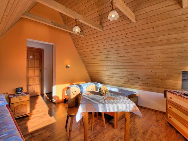 Nr 6 CZERWONE WIERCHY 2-4 osobowy