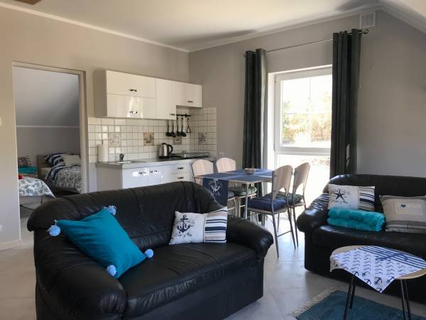 salon z aneksem na piętrze