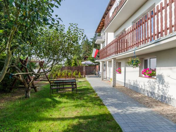 Ogród od strony ulicy