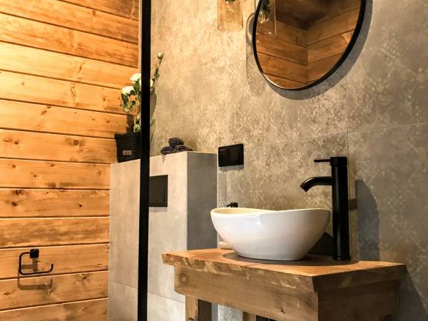 Szałas- domek 6- osobowy