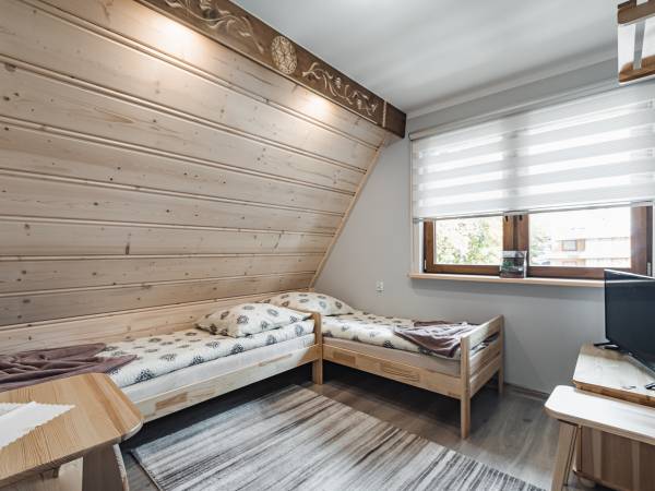 POKÓJ NR.8 SYPIALNIA2