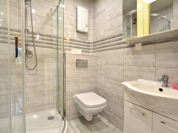 Łazienka - Domek Czerwony y (1)