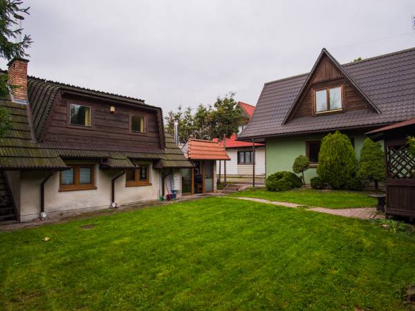 duzy po lewej maly po prawej