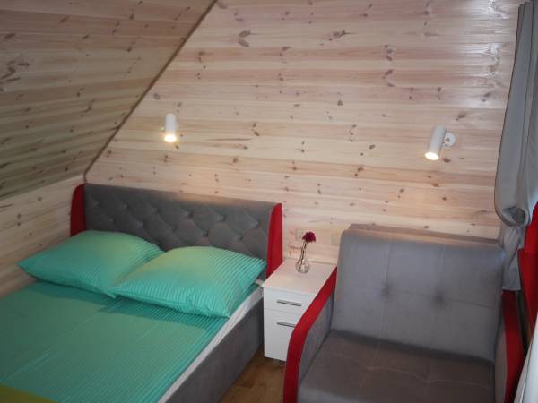 Domki pod lasem blisko morza, Sztutowo