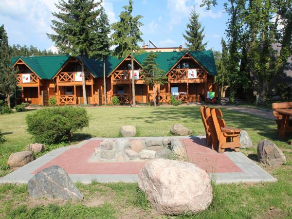 Domki pod lasem blisko morza, Sztutowo