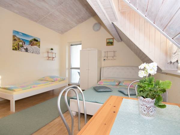 APARTAMENT 3 osob.Nr.11 z Balkonem oraz Mini Kuchnią