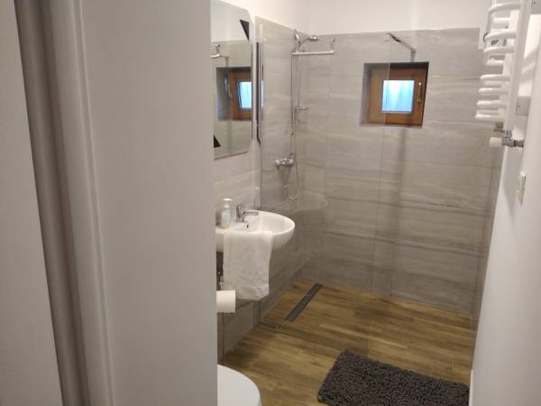 Pokoje Gościnne / Agroturystyka Nad Zalewem