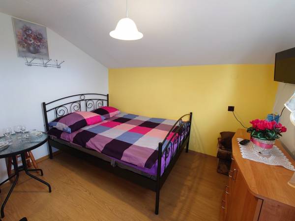 Pokój 2 osobowy z łazienką ,TV