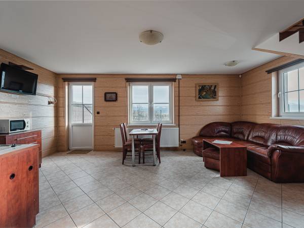 Apartament 6-osobowy dwupoziomowy