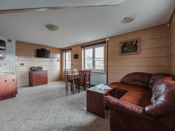 Apartament 6-osobowy dwupoziomowy