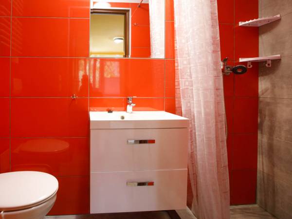 Pokój 2 os-łazienka