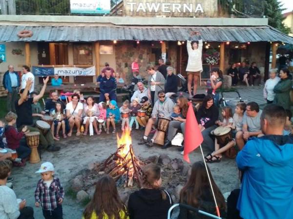 Tło dla Mew- Warsztaty Bębniarskie