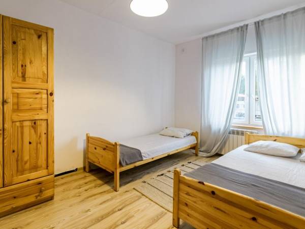 Mieszkanie 8- osobowe