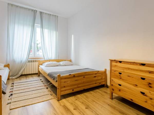 Mieszkanie 8- osobowe