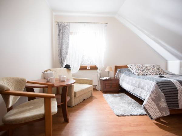 Domki i Pokoje Wisienka 