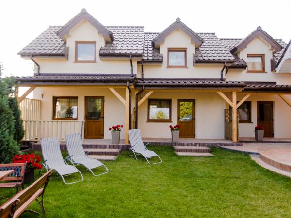 Domki i Pokoje Wisienka 