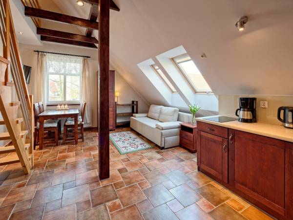 Pokój 4 osobowy z antresolą