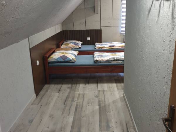 KINGASERWIS Pokoje do wynajęcia