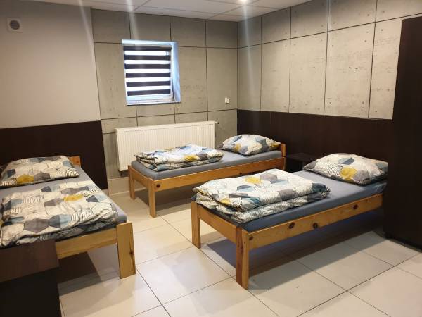 KINGASERWIS Pokoje do wynajęcia