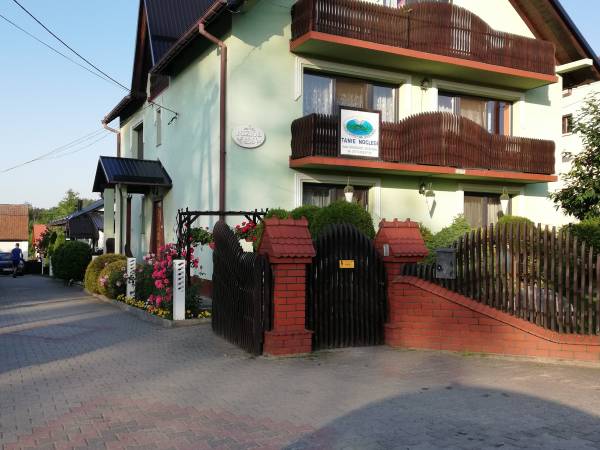 GOSPODARSTWO AGROTURYSTYCZNE JUSTYNY I PIOTRA NIZIOŁ