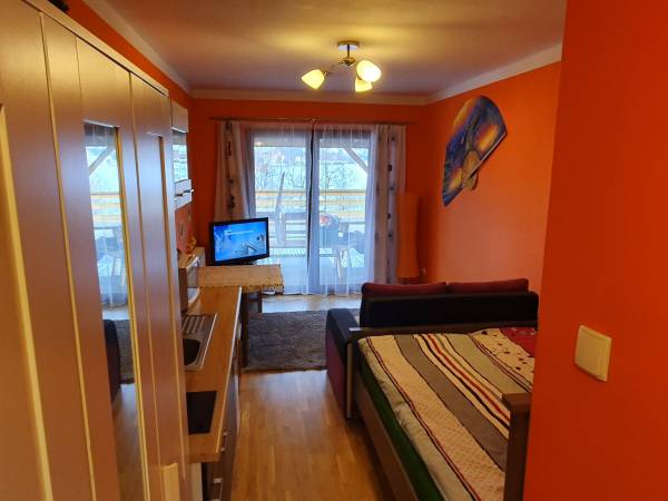 apartament pomarańczowy