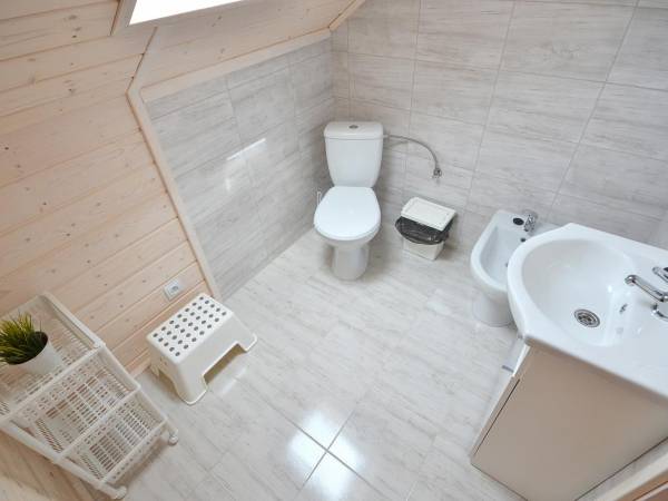 Domki 6 osobowe łązeinka na piętrze