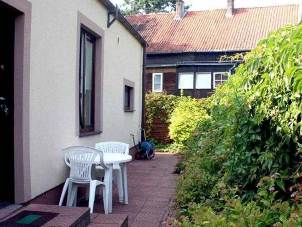 Apartament /Bungalow/6 osobowe wejście od strony ogrodu