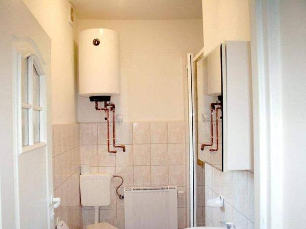 Łazienka apartamentu /bungalow/ 6 osobowego