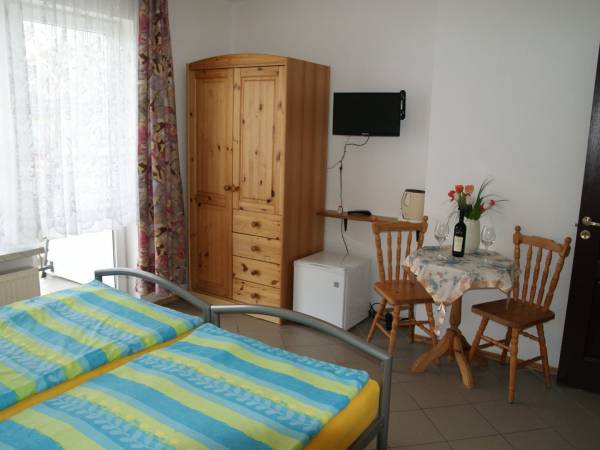 Pok. dwuosobowy z bakonem