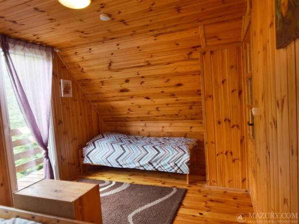 Dom przy lesie -sypialnia 1