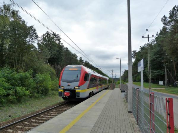 Stacja ŁKA nieopodal ośrodków