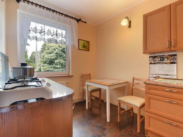 Aneks kuchenny do trzech pokoi na piętrze