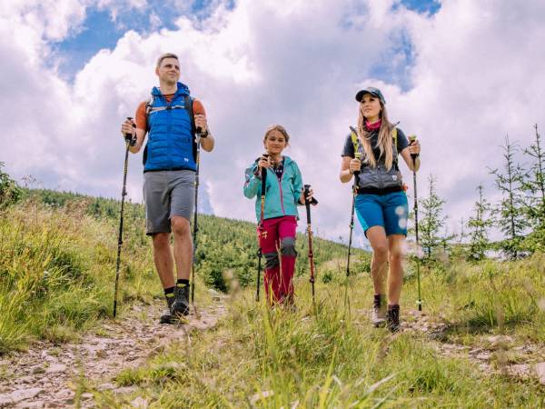 Trasy spacerowe, szlaki górskie