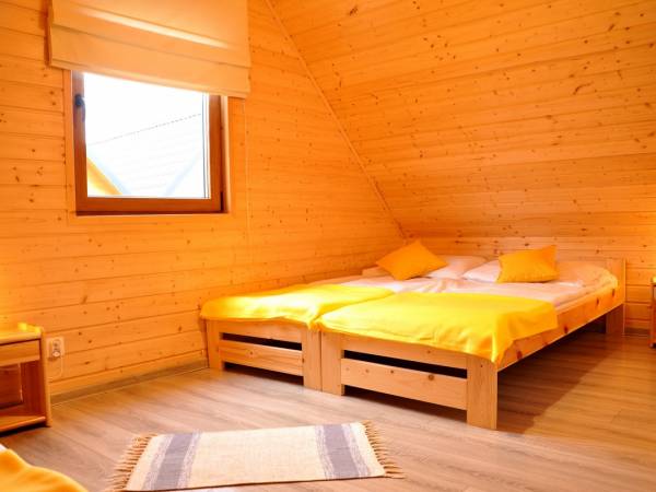 sypialnia 3 osobowa piętro