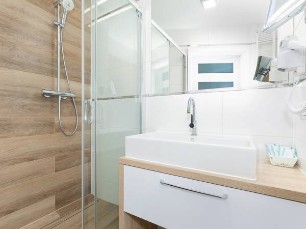 Łazienka apart. 3-osobowy