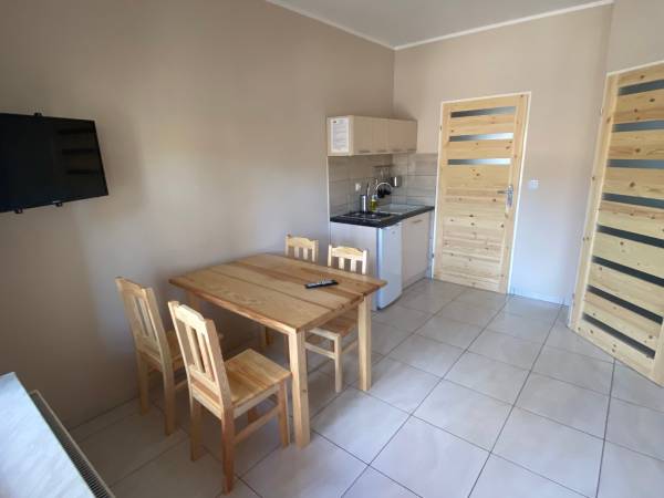 Domki szeregowe murowane 3-4 osobowe 2-pokojowe