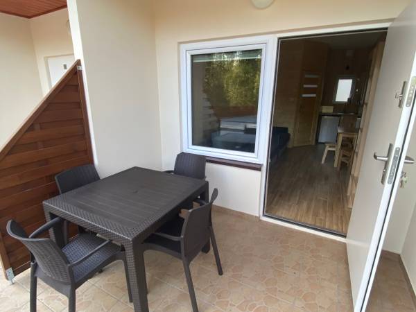 Domki szeregowe murowane 3-4 osobowe 1 pokojowe