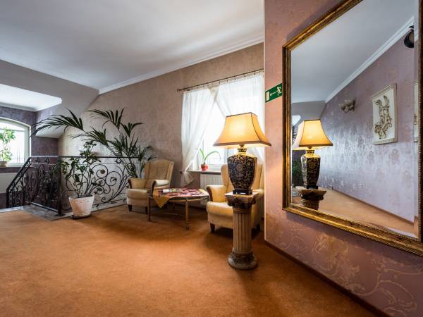 Hotel Akropol - Grupy i Wycieczki 