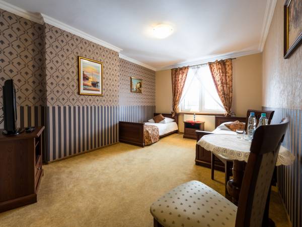 Hotel Akropol - Grupy i Wycieczki 