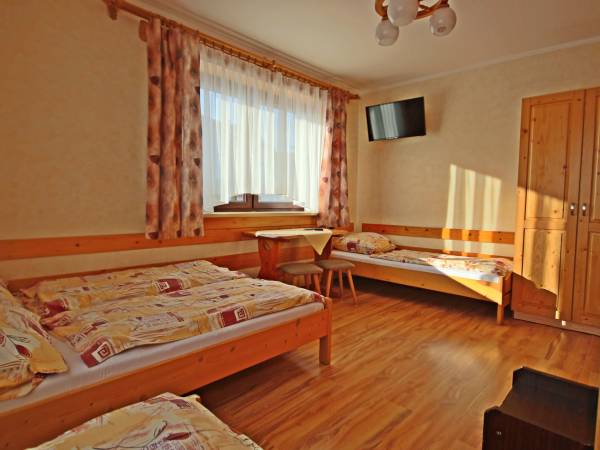 4-osobowy z łazienką