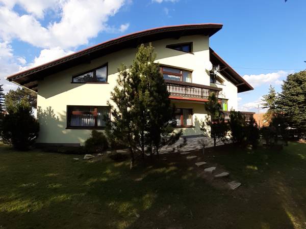 Domek na Modrzewiowej